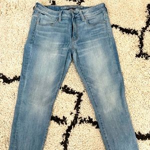 American Eagle Size 8